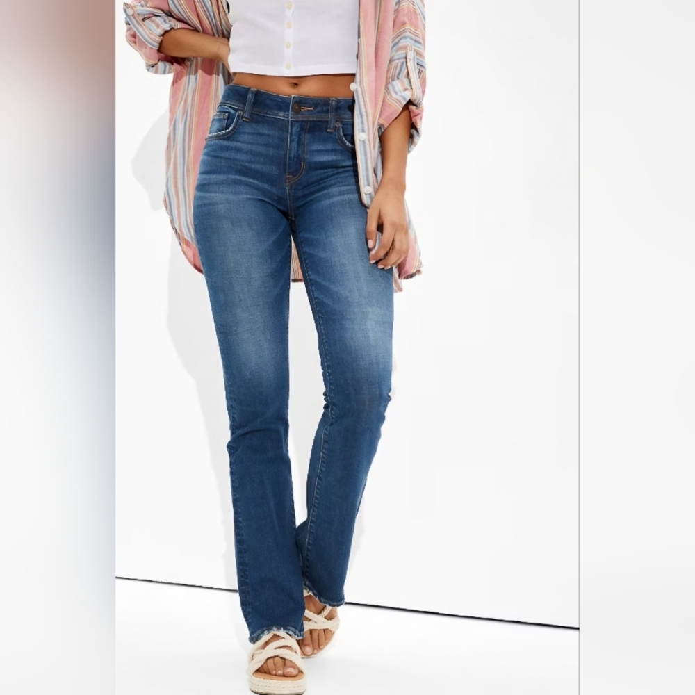 AE Kick Boot Jeans - Picture 2 of 12